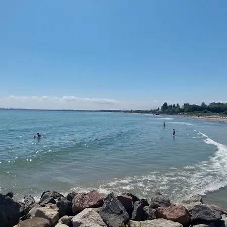 стильная у моря